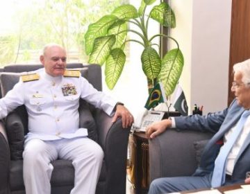 وزیر دفاع خواجہ آصف سے برازیلین افواج کے سربراہ کی ملاقات