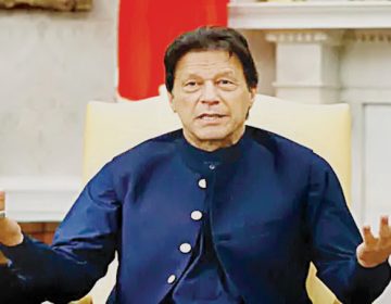 عمران خان نے افغانستان سے براہ راست مذاکرات کی حمایت کر دی