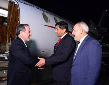“Iranian Foreign Minister Arrives in Islamabad for Key Talks as U.S. Delegation Also Expected” capitalnewspoint.com