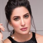 Mehwish Hayat Capitalnewspoint.com